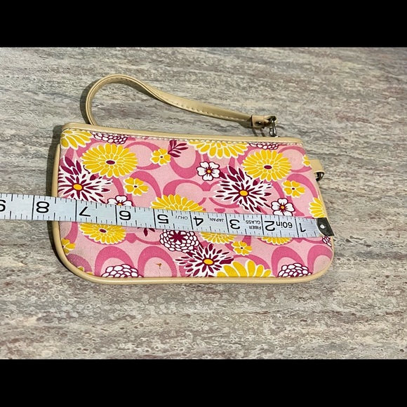 Coach wristlet with floral design - Picture 8 of 12